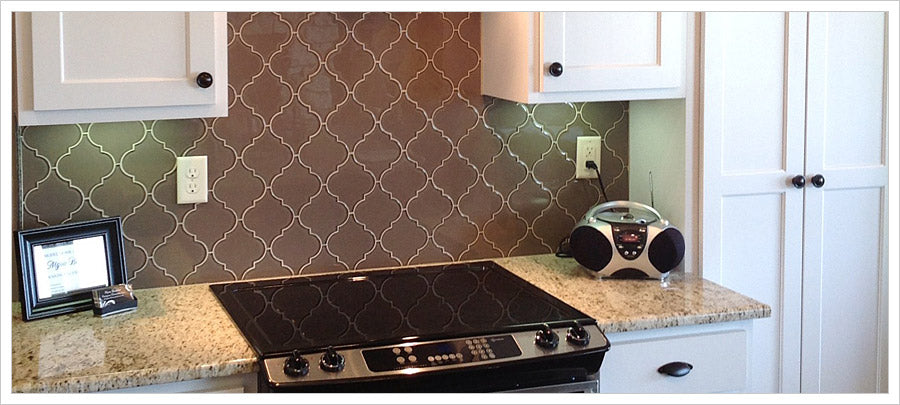 Arabesque kitchen backsplash ideas from Tile Choices