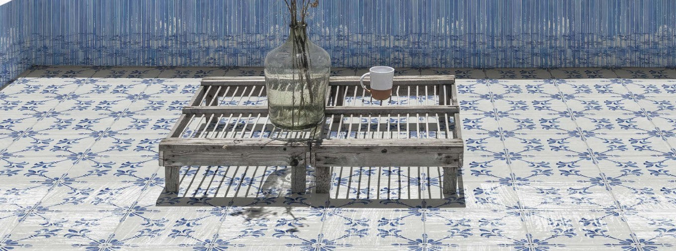 Blue and White Tile Ideas for Kitchens, Bathrooms and Pools