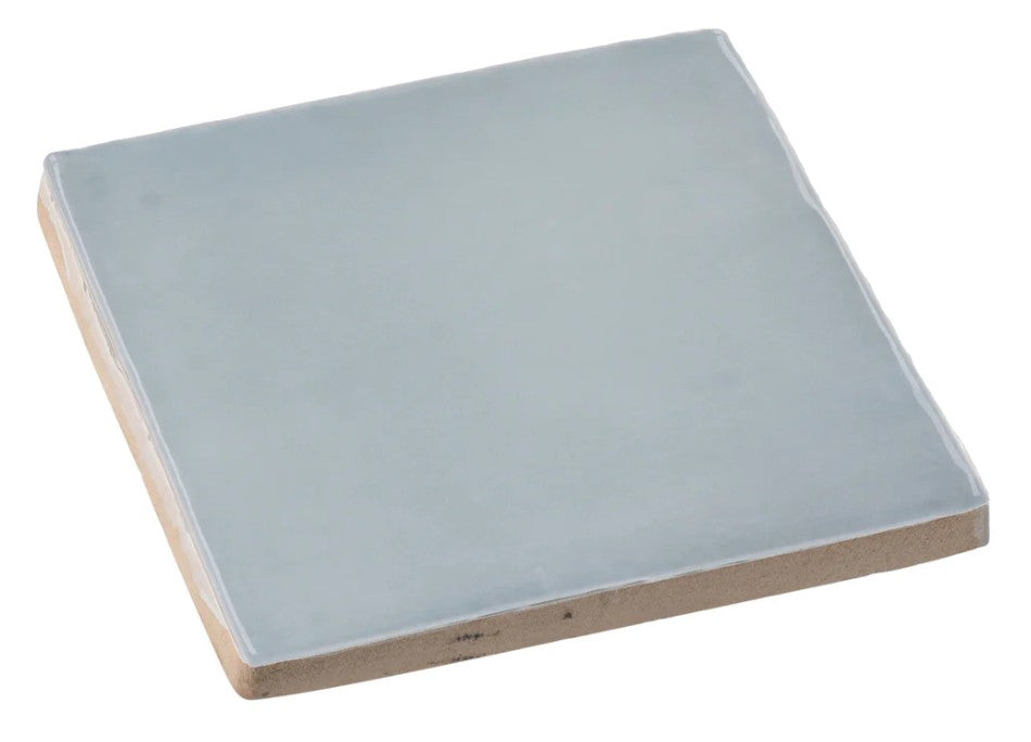 Manacor 4 x 4 Blue Moon MAN-6911 individual tile side view